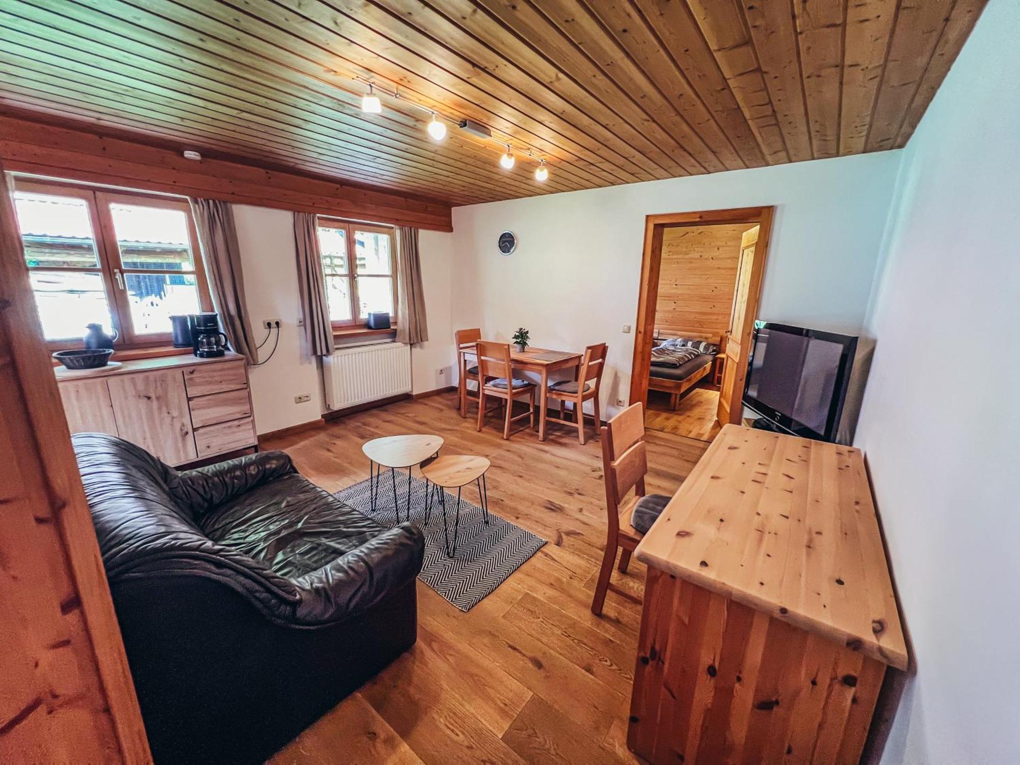 Haus Heufelder Apartment Bad Heilbrunn Bagian luar foto